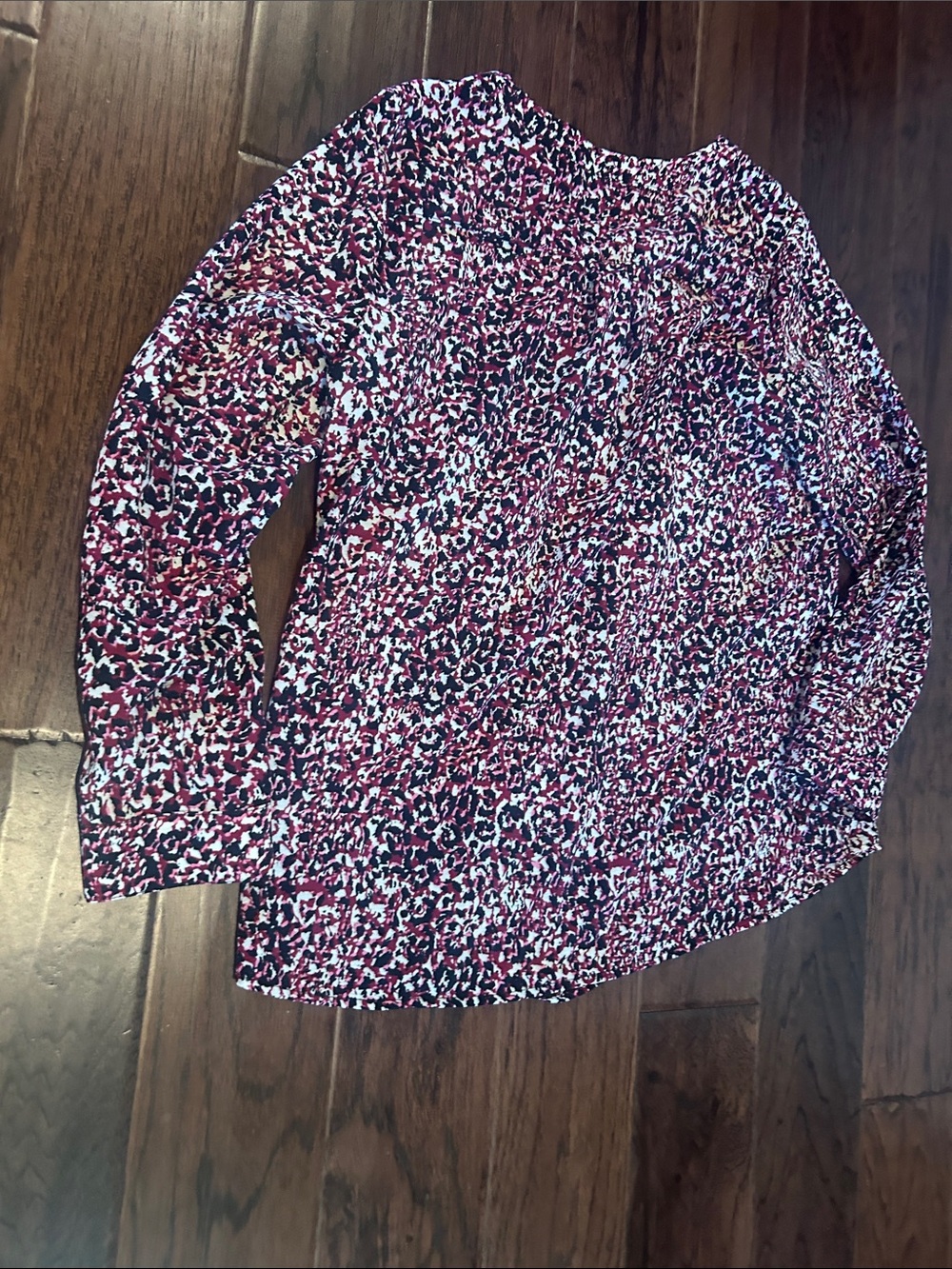Valerie Stevens Pink & Black Abstract Print Long Sleeve Blouse Front Half Zip - Picture 4 of 4